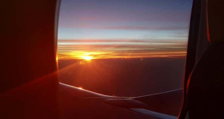 O Ministério Público do Estado do Amazonas (MPAM) está investigando possíveis práticas abusivas por parte da companhia Azul Linhas Aéreas na operação da rota Tefé/Manaus. A apuração está sendo conduzida pela 2ª Promotoria de Justiça de Tefé, que instaurou a Notícia de Fato nº 209.2025.000054 para averiguar a situação.